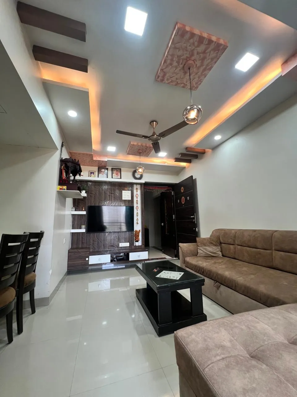 2 BHK Apartment in - Hall